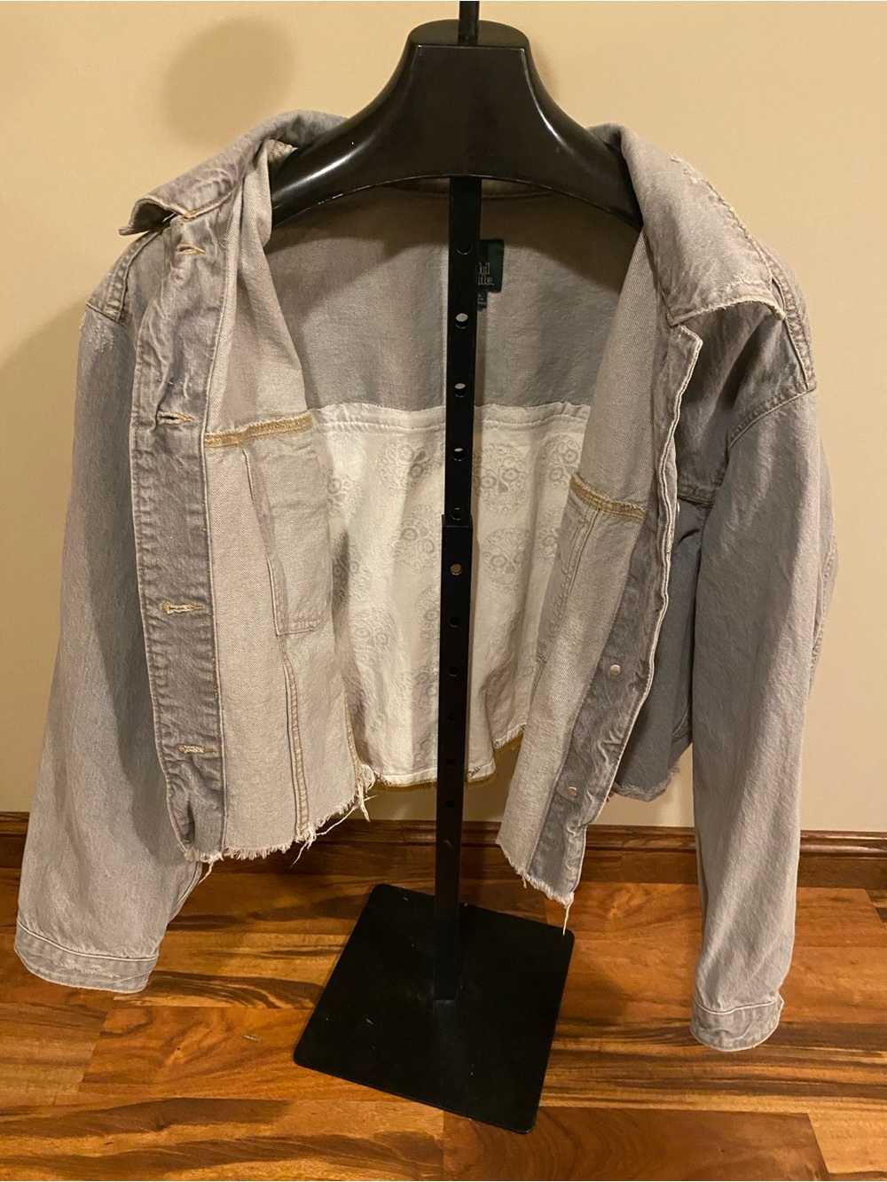 Grey Cropped Denim Jacket with Skull Print Back Panel - Picture 5 of 6